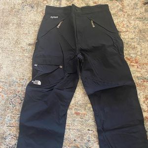 Men’s HyVent North Face Ski Pants, Size Large